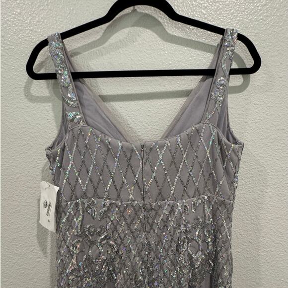 NIGHTWAY New $159 Silver Sequined Sheath Dress Size 4 - Picture 5 of 7